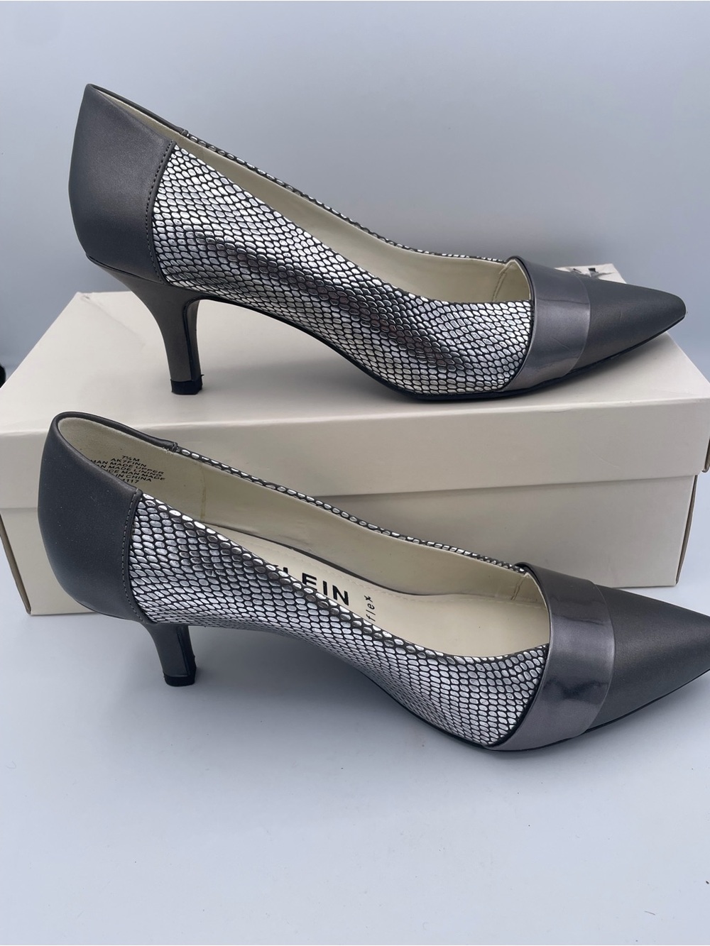 Anne Klein iFlex Women’s Pointed Toe Kitten Heel Pumps Gray Pewter Textured 7.5 - Picture 9 of 12